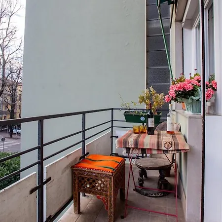 Casa A Apartment